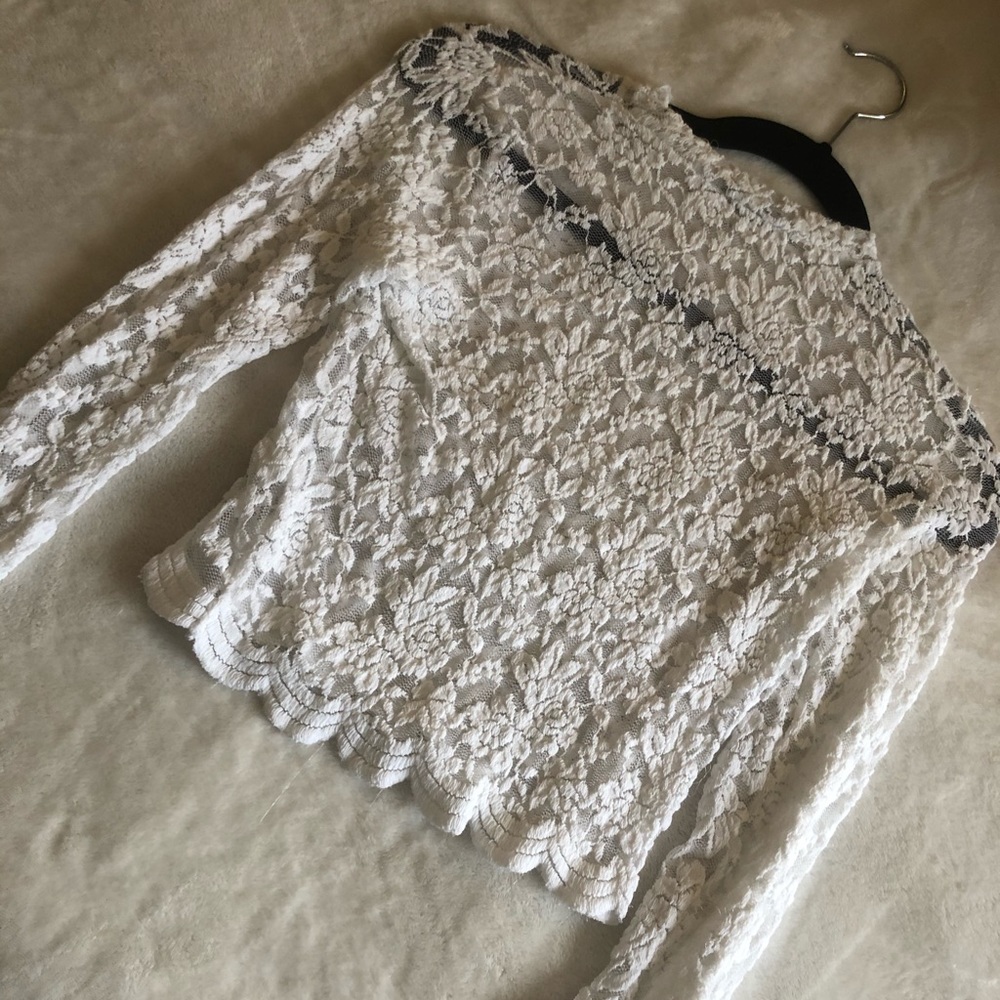 Laced cropped long sleeve